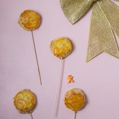 Recette de Galettes des rois en sucettes, cœur praliné