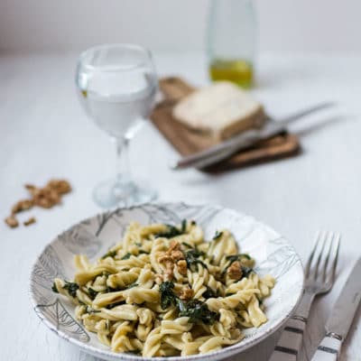 Recette de Pâtes aux épinards, gorgonzola et noix