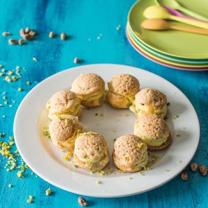 Recette de choux à la pistache et aux framboises