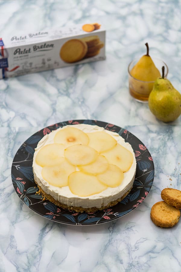 Recette de Cheesecake sans cuisson, citron, poires pochées, palets bretons