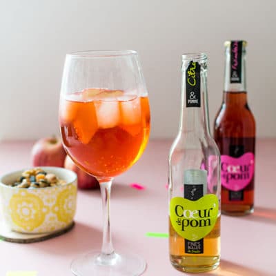 Recette de Spritz Cœur de Pom', un Spritz au cidre et à la pomme très savoureux qui change du cocktail habituel. A consommer avec modération.