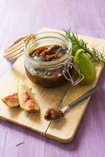 Recette de Confit de figues au romarin (pour fromages, foie gras...)