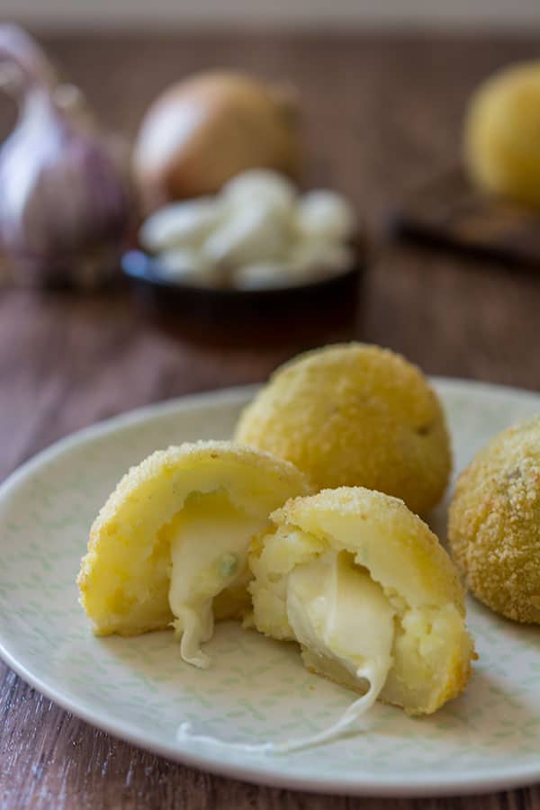 Recette de Croquettes de pommes de terre avec cœur à la mozzarella, avec ou sans le Surprise Party de Tupperware