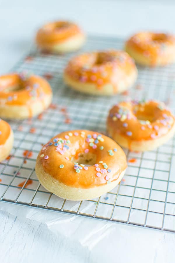 Recette de Donuts "light" au four, recette de mardi gras légère mais savoureuse