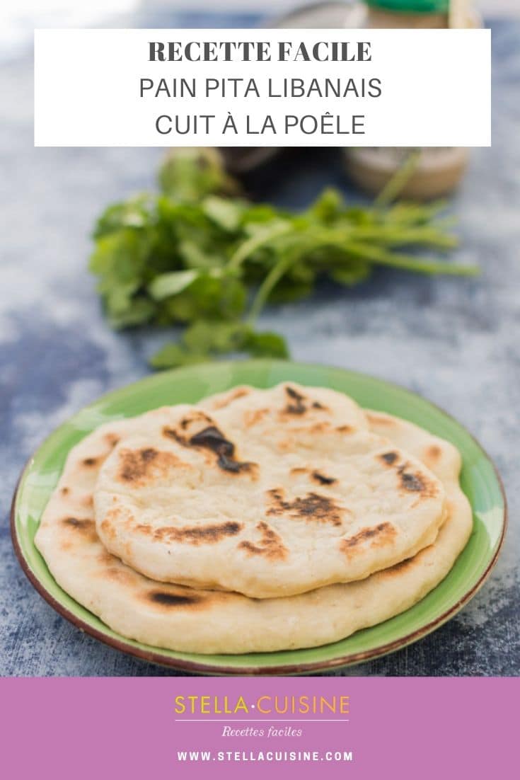 Recette de Pain pita (pain libanais cuit à la poêle)