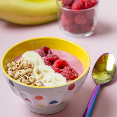 Recette de petit déjeuner : Smoothie bowl bananes et framboises