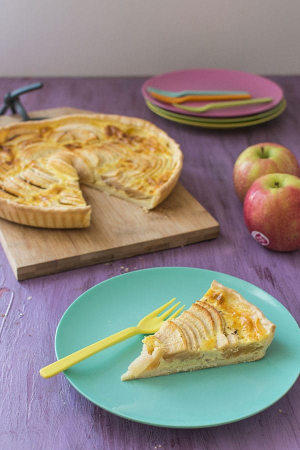 Recette de tarte aux pommes à l'alsacienne, et recette de tarte bananes caramélisées et chocolat avec les petites tartes Herta.