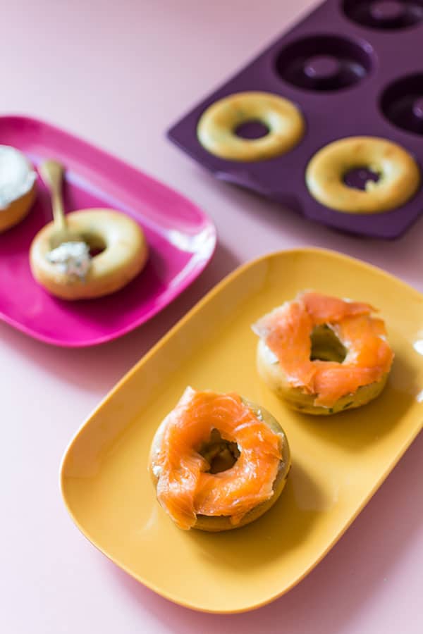 Hoops, cakes salés au fromage frais et saumon fumé