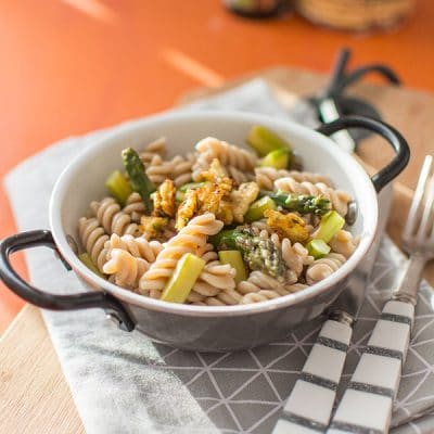 Recette de Pâtes à la farine de kamut, asperges, maïs soufflé avec Lima {Concours}