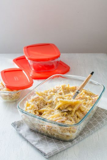 Recette de Macaronis au fromage (Mac'n'cheese), avec les plats Cook & Store de Pyrex. Recette facile, gourmande et régressive.