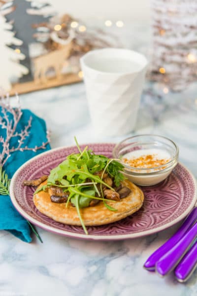 Noël végétarien : Blini de sarrasin, champignons, crème aigre (sans gluten)