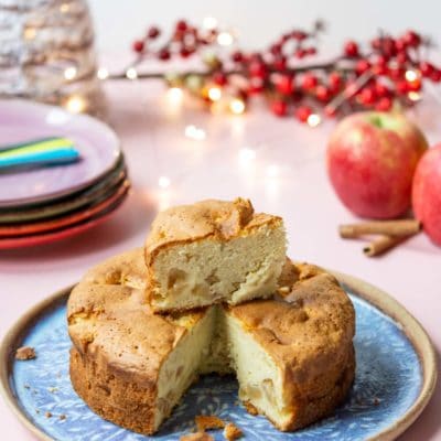 Recette de Noël végétarien : gâteau moelleux pommes et cannelle