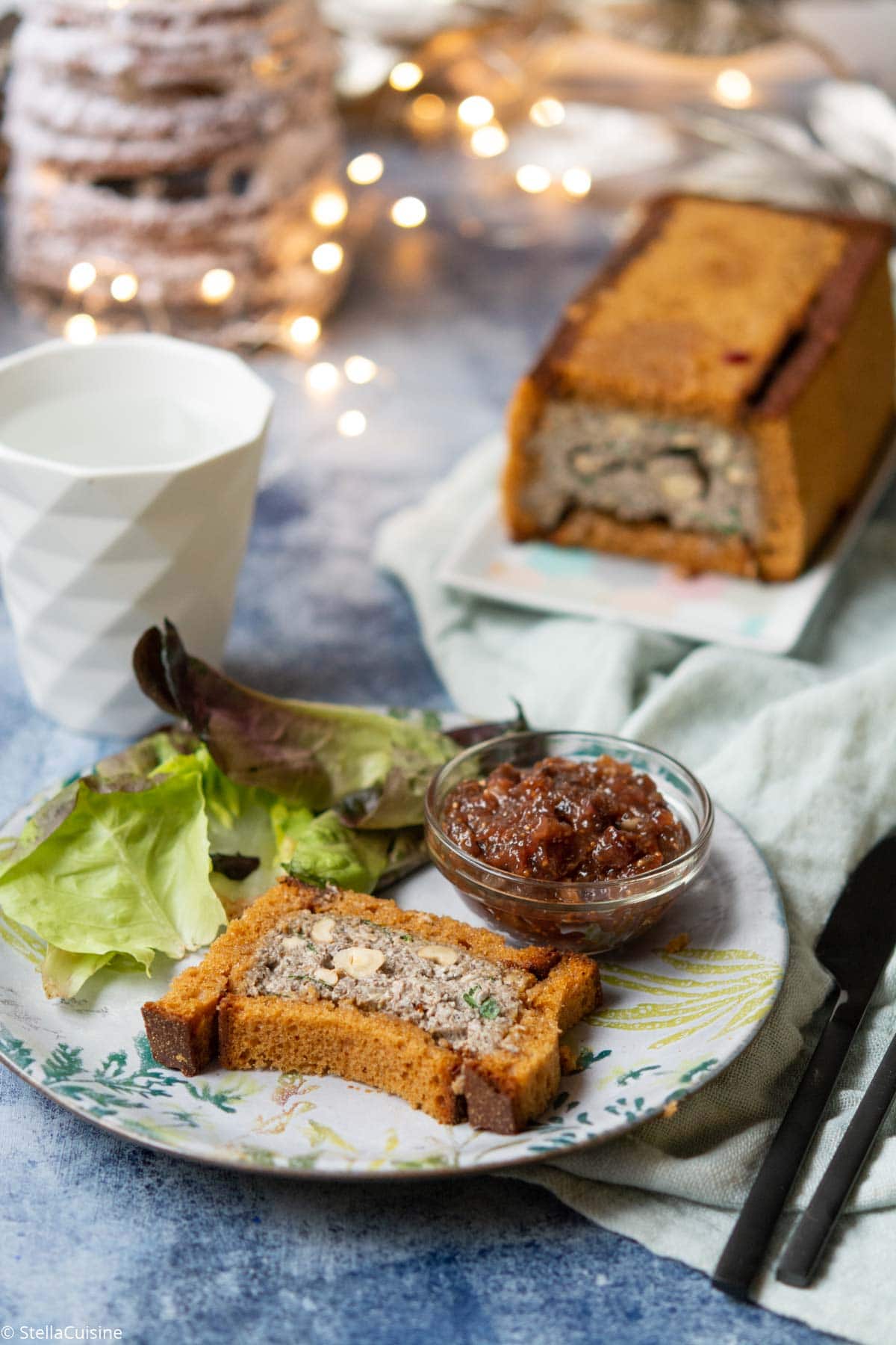 Recette de Noël végétarien : Terrine de champignons, pain d'épices et chutney de figues