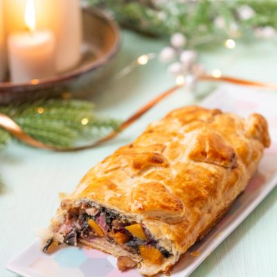 Recette de Noël végétarien : Wellington de légumes. Recette facile de Wellington végétarien aux légumes, courge, marrons, cranberries. Un délice !