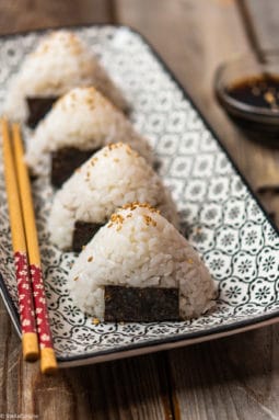 Recette d'onigri végétarien aux champignons et tofu