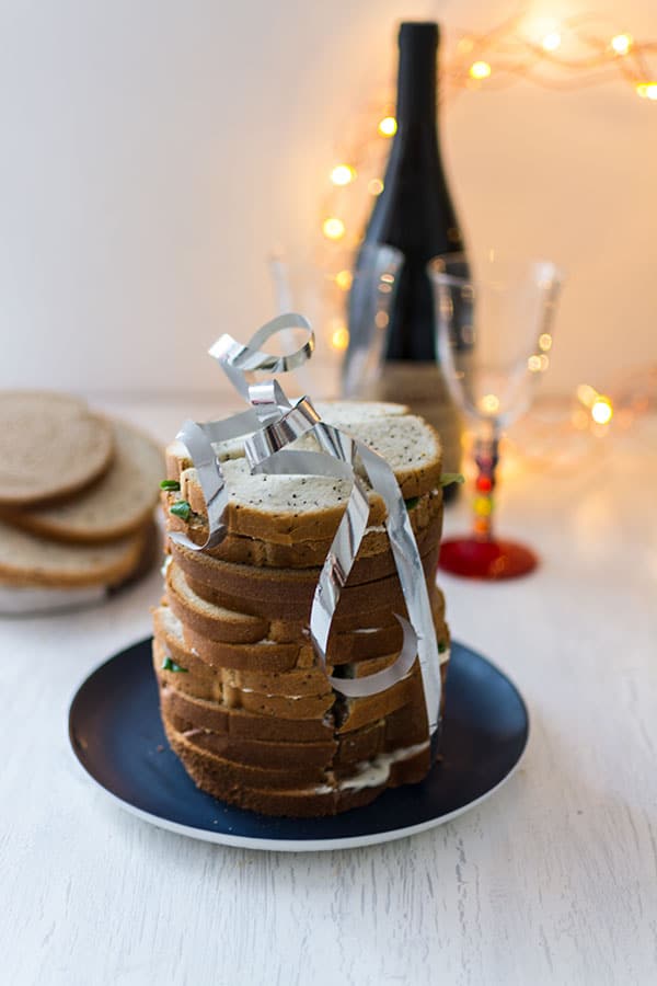 Recette de Pain surprise végétarien et hyper rapide avec les pains grands toasts de Jacquet.