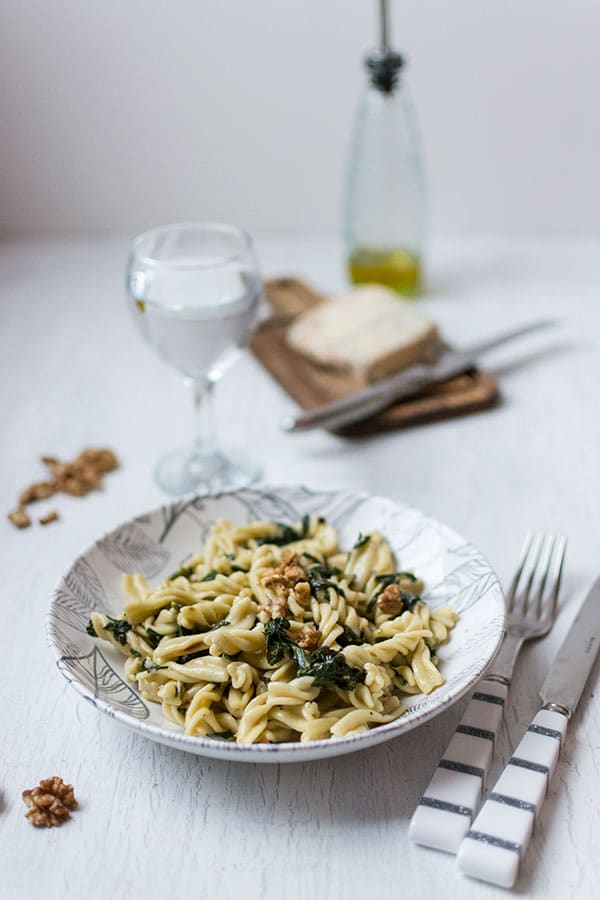 Recette de Pâtes aux épinards, gorgonzola et noix