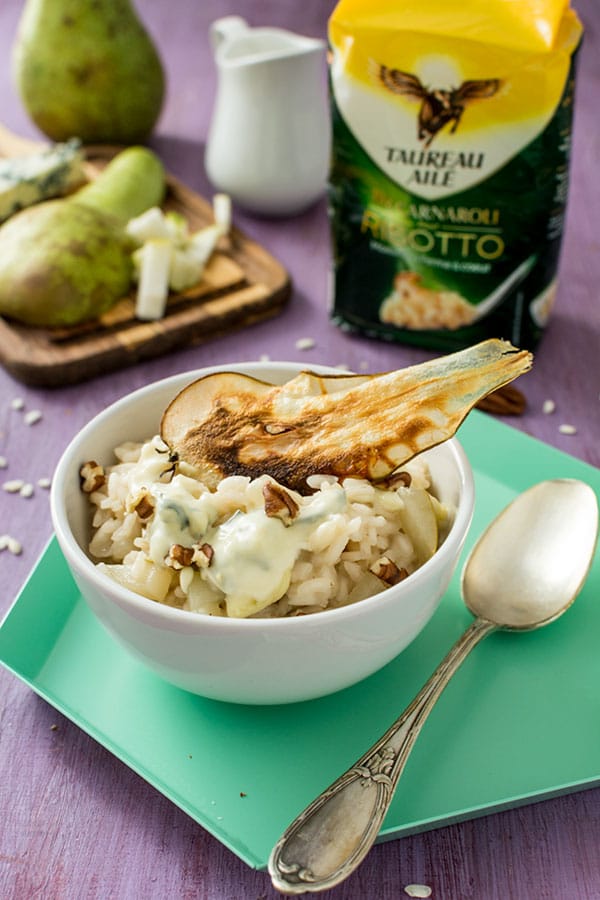 Recette de Risotto Taureau Ailé à la poire et au fromage bleu, avec du riz carnaroli, un risotto sucré salé d'automne très réconfortant !