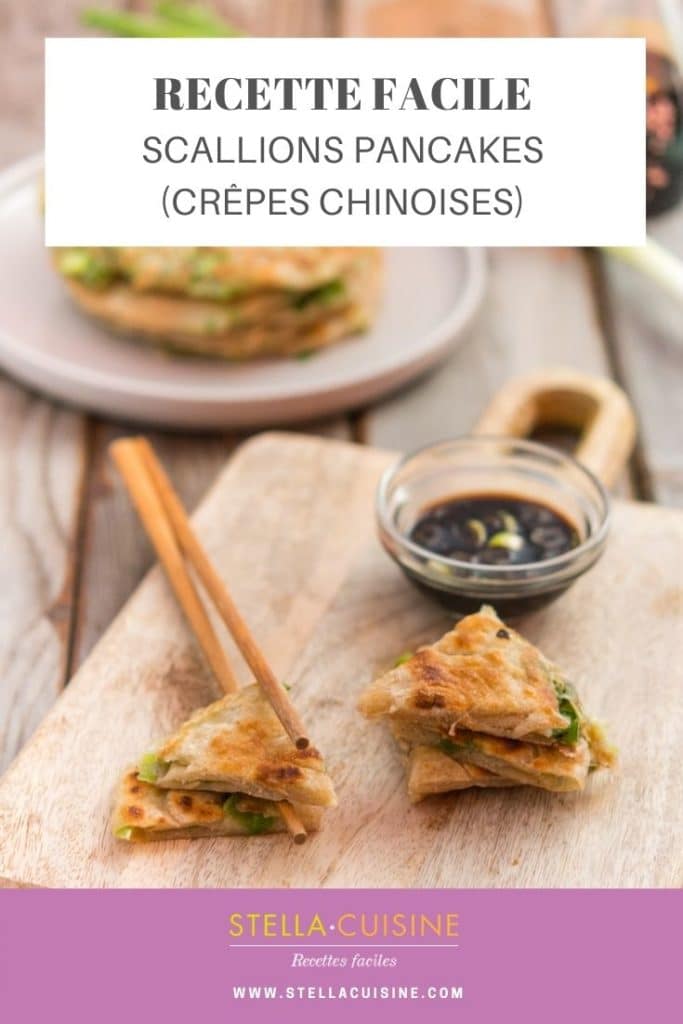 Recette de Scallions Pancakes, ou crêpes chinoises aux oignons. Recette facile de crêpes chinoises presque feuilletées ! Un délice avec de la sauce soja.