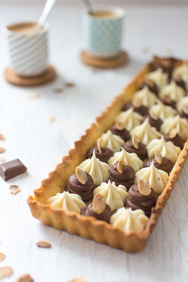 Recette de Tarte aux deux chocolats Nestlé Dessert Amande et Corsé, recette facile de tarte au chocolat revisitée !