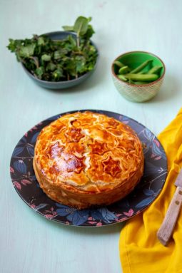 Recette facile de Pâques, recette végétarienne pour paques : Tourte de Pâques aux pois sucrés, feta et menthe ! Idéal avec une salade, en entrée ou en plat principal, avec les pois sucrés C'ZON !