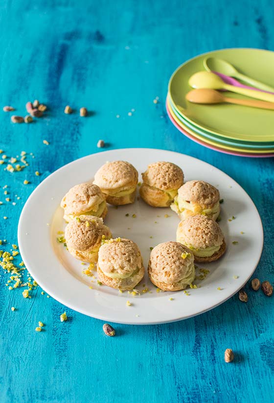 Recette de choux à la pistache et aux framboises